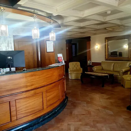 Hotel Quadrifoglio By Mancini