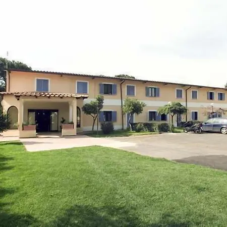 Quadrifoglio By Mancini Hotel 3*