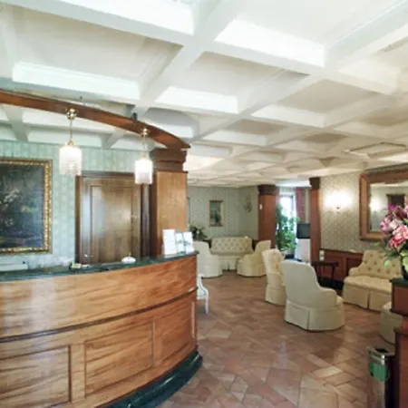 Hotell Quadrifoglio By Mancini 3*